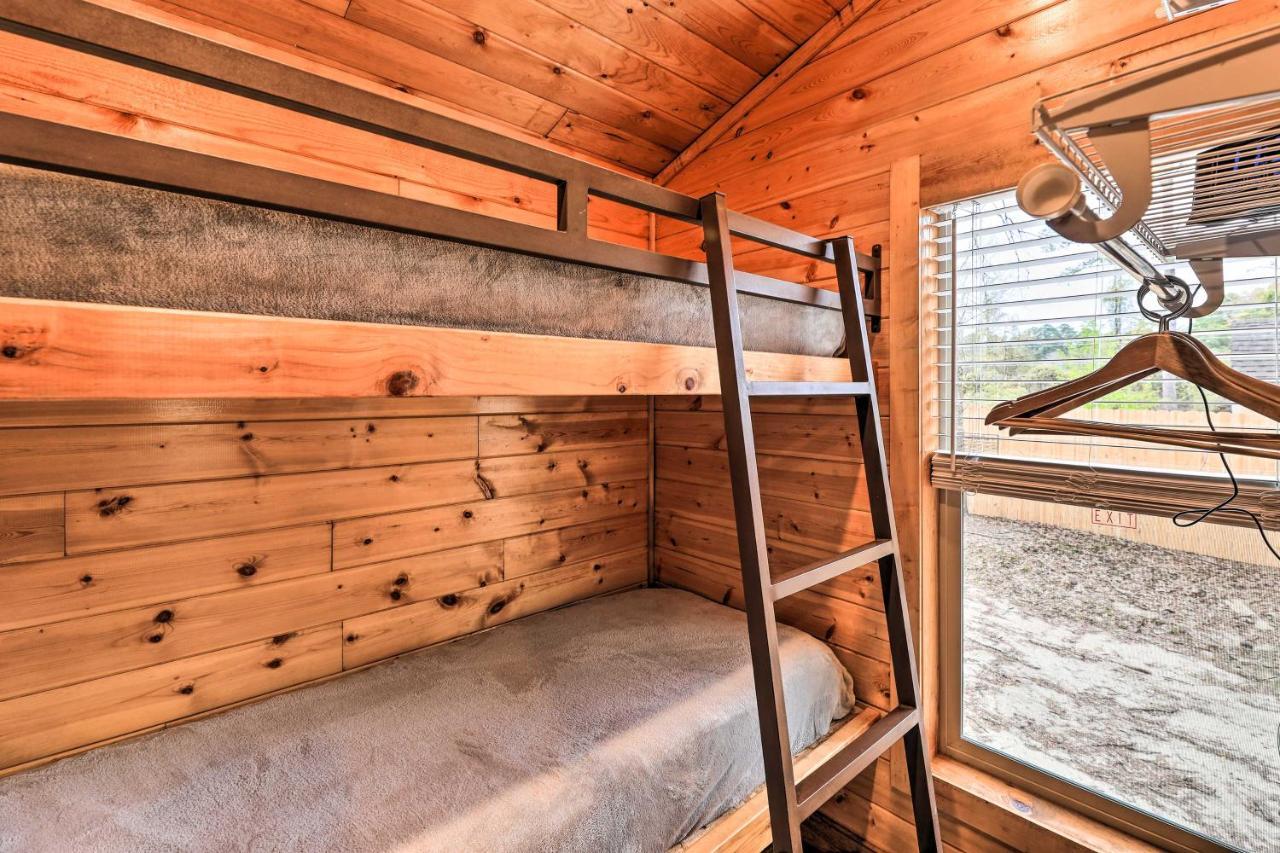 Beautiful New Bern Studio Cabin With Fire Pit! מראה חיצוני תמונה